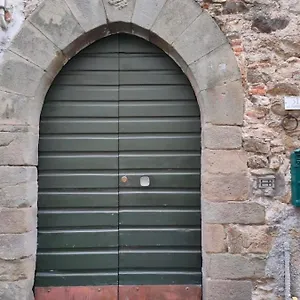 Appartamento A, Fosdinovo